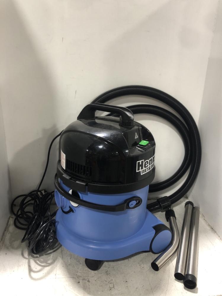 Lot 169  
            Chesterfield SR45 - Parcel Delivery Only 

                
HENRY NUMATIC WET AND DRY VACUUM CLEANER (BLUE) (LOCATION: F3)
