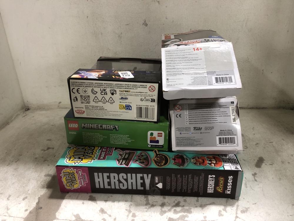 Lot 179  
            Chesterfield SR45 - Parcel Delivery Only 

                
5X ASSORTED ITEMS TO INCLUDE STREET FIGHTER II ULTRA THE FINAL CHALLENGERS VEGA (...