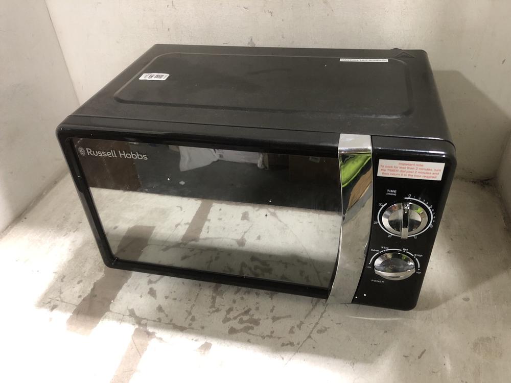 Lot 180  
            Chesterfield SR45 - Parcel Delivery Only 

                
RUSSELL HOBBS MICROWAVE OVEN RHMM701B-N (LOCATION: F4)