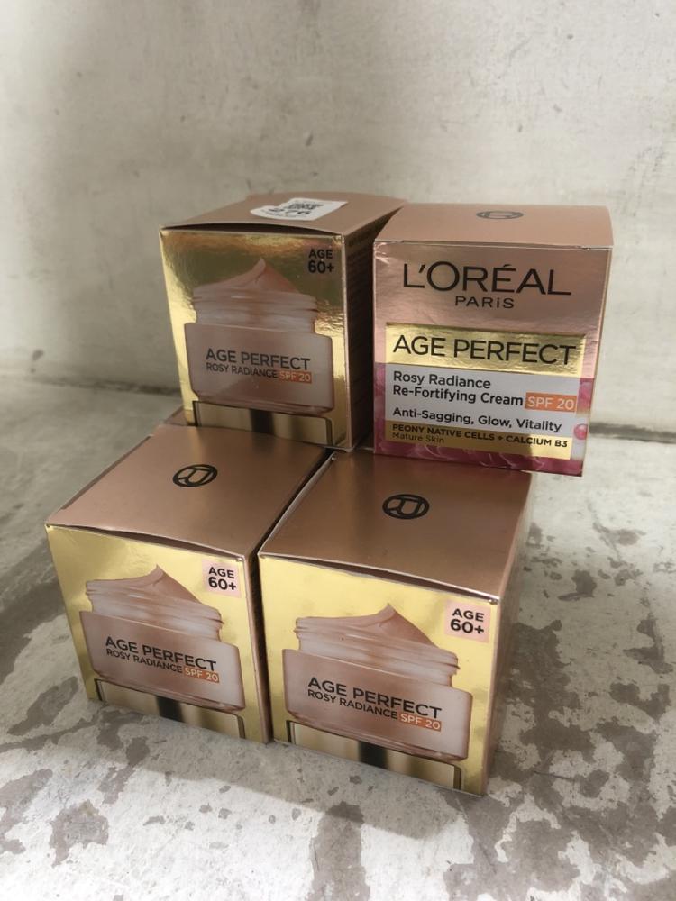 Lot 276  
            Chesterfield SR45 - Parcel Delivery Only 

                
6X LOREAL PARIS AGE PERFECT ROSY RADIANCE RE-FORTIFYNG CREAM SPF20 50ML ORIGINAL ...