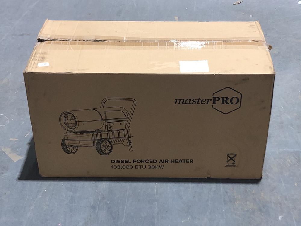 Lot 28  
            Chesterfield SR45 - Parcel Delivery Only 

                
MASTER PRO DIESEL FORCED AIR HEATER 102,000 ORIGINAL RRP £299 (LOCATION: B1)