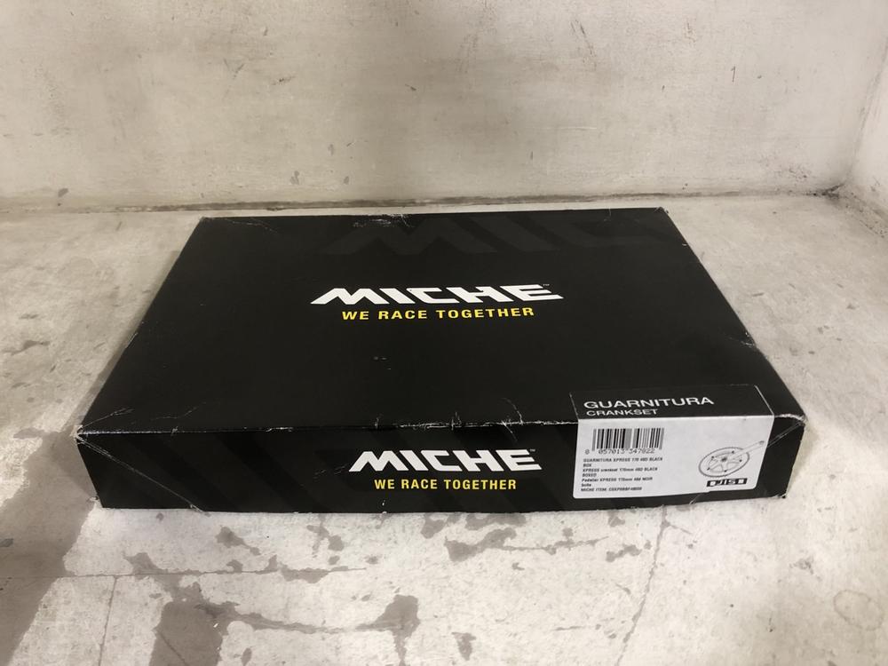 Lot 359  
            Chesterfield SR45 - Parcel Delivery Only 

                
MICHE WE RACE TOGETHER GUARNITURA CRANKSET 170MM 48D BLACK (LOCATION: F7)