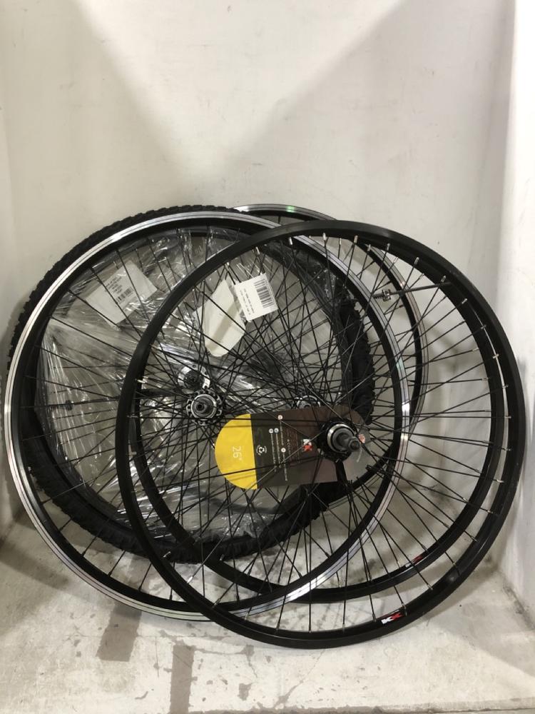 Lot 367  
            Chesterfield SR45 - Parcel Delivery Only 

                
5X ASSORTED WHEELS TO INCLUDE DT SWISS WHEEL 26 INCH WHEEL (LOCATION: F7)