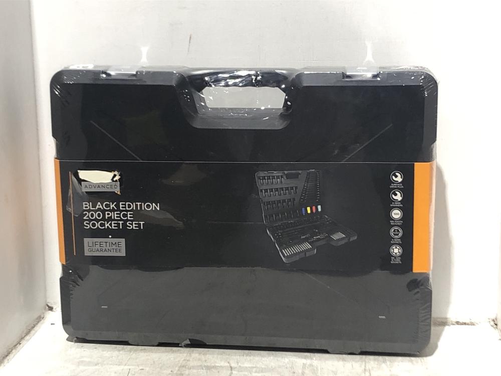Lot 38  
            Chesterfield SR45 - Parcel Delivery Only 

                
BLACK EDITION 200 PIECE SOCKET SET ORIGINAL RRP £440 (LOCATION: B1)