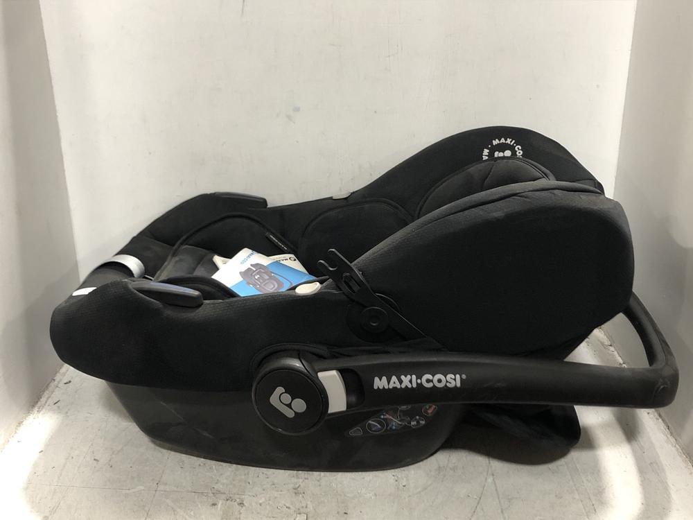 Lot 400  
            Chesterfield SR45 - Parcel Delivery Only 

                
MAXI.COSI TINKA CAR SEAT 45CM-75CM /MAX 12KG (LOCATION: F8)