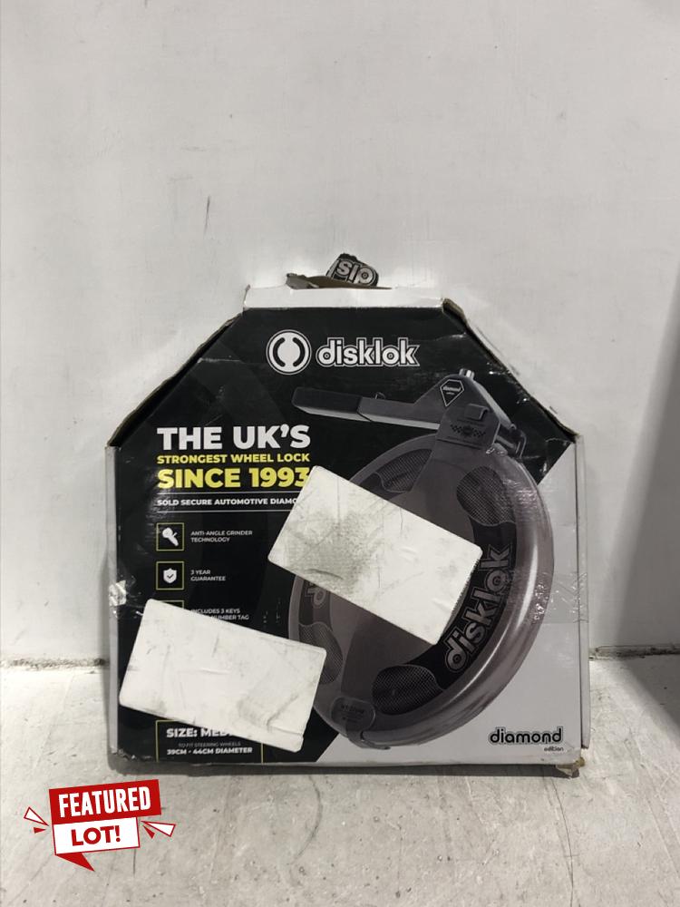 Lot 40  
            Chesterfield SR45 - Parcel Delivery Only 

                
DIAMOND EDITION DSIKLOK SOLD SECURE AUTOMOTIVE DIAMOND MEDIUM 39CM - 44CM (LOCATI...