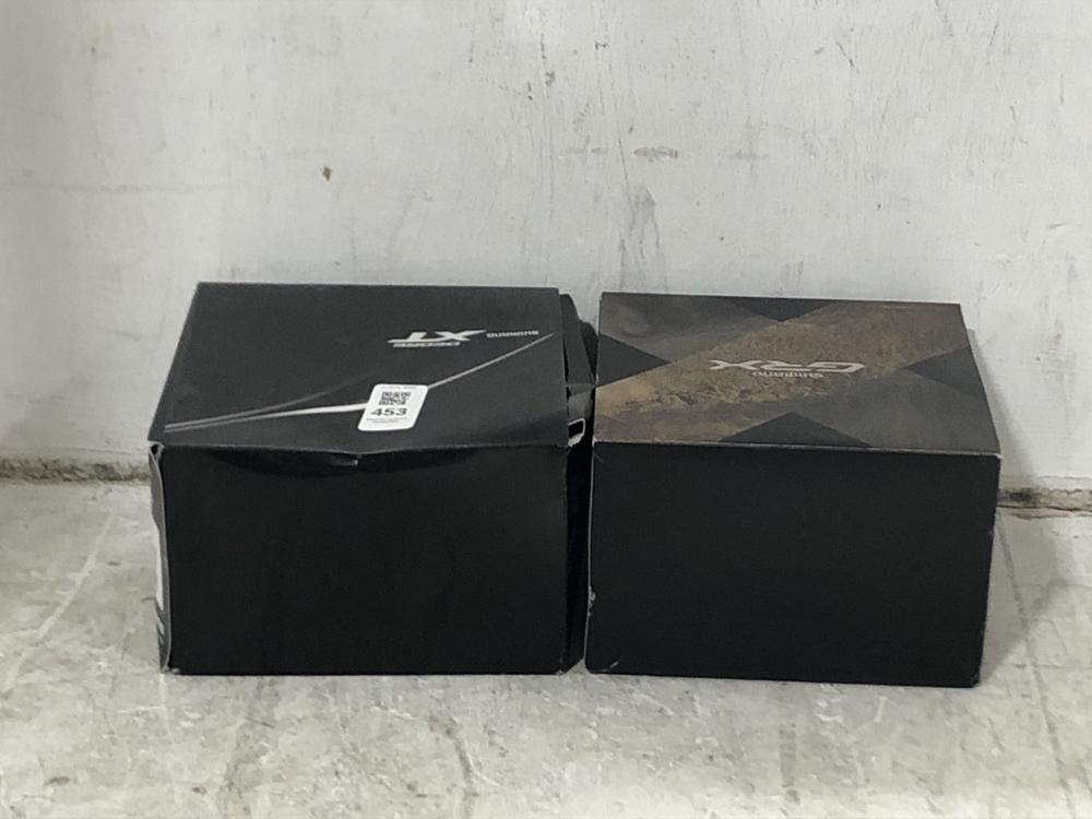 Lot 453  
            Chesterfield SR45 - Parcel Delivery Only 

                
SHIMANO DIORE XT 11S SHIFTER TO INCLUDE SHIMANO GRX RD-RX812 DERAILLEUR (LOCATION...