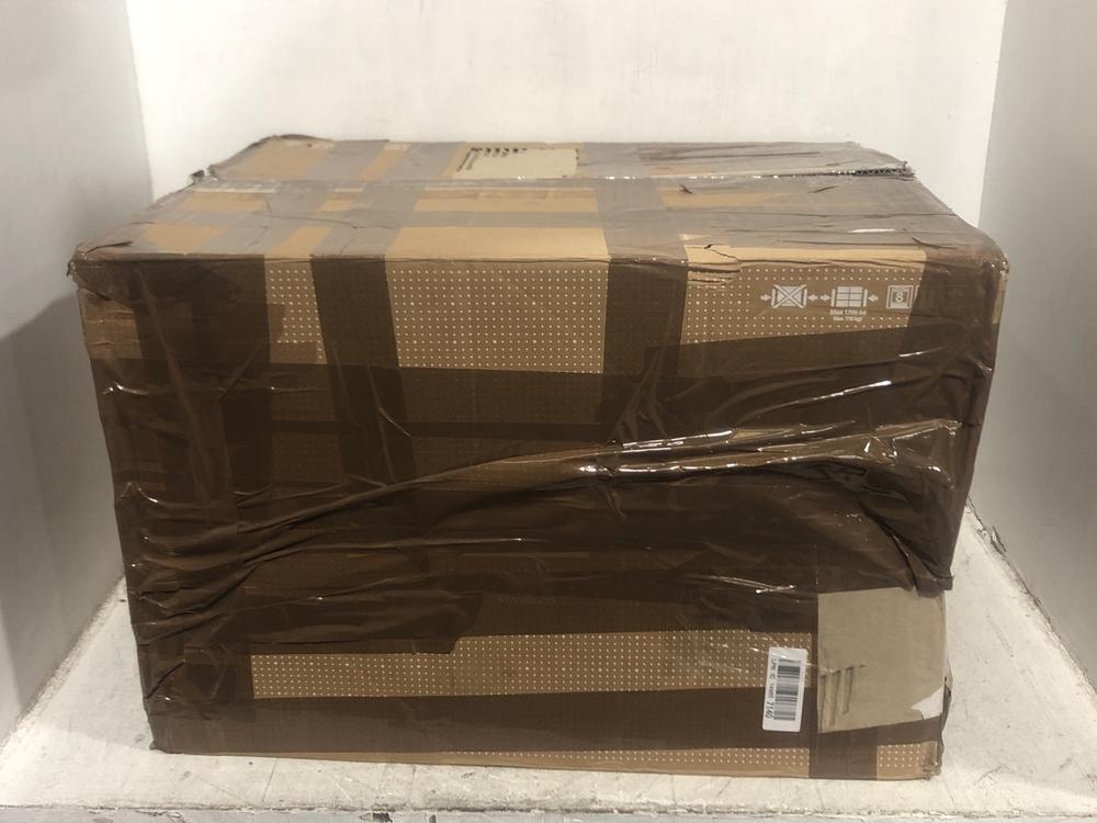 Lot 474  
            Chesterfield SR45 - Parcel Delivery Only 

                
SAMSUNG MICROWAVE OVEN MW4000D (LOCATION: E1)