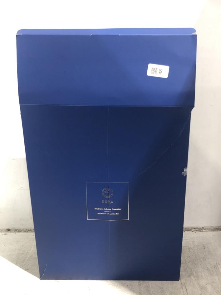 Lot 48  
            Chesterfield SR45 - Parcel Delivery Only 

                
ESPA WELLNESS ADVENT CALENDAR ORIGINAL RRP £175 (LOCATION: B2)