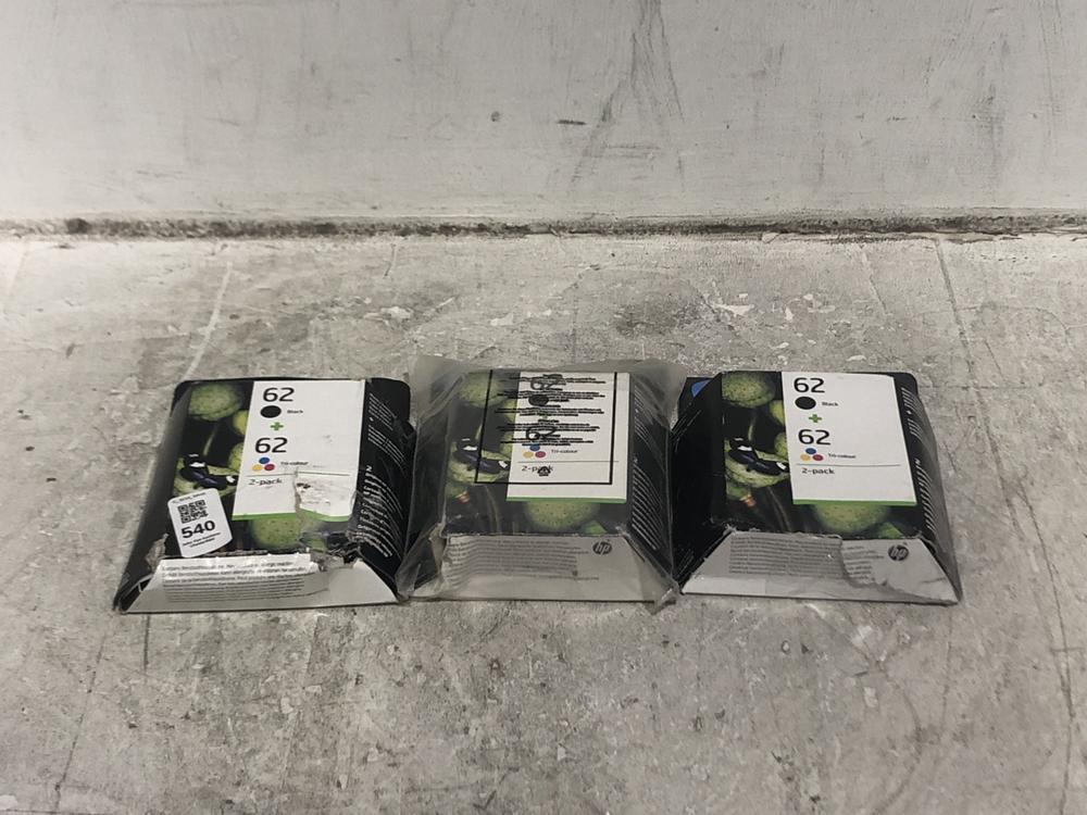 Lot 540  
            Chesterfield SR45 - Parcel Delivery Only 

                
3X HP 62 BLACK + 662 TRI COLOUR INK CARTRIDGES (LOCATION: E3)