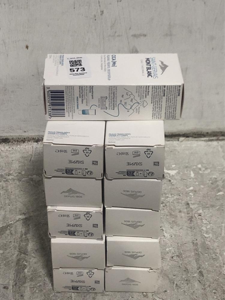 Lot 573  
            Chesterfield SR45 - Parcel Delivery Only 

                
11X SAINT-GERVAIS MONT BLANC CICA SMOOTHES,REPAIRS ,RECONSITUTES 50ML (LOCATION: E3)