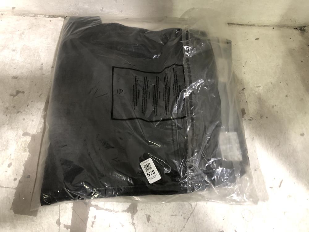 Lot 578  
            Chesterfield SR45 - Parcel Delivery Only 

                
BOSS SOFT MOTION DENIM FOR SUPERIOR COMFORT UK 50/34 (LOCATION: E4)