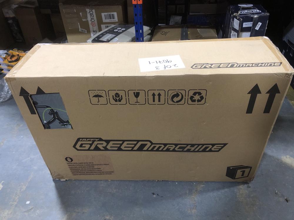 Lot 602  
            Chesterfield SR45 - Parcel Delivery Only 

                
HUFFY GREEN MACHINE EXTREME DRIFTING ACTION 180 DEGREES SPIN (LOCATION: E4)