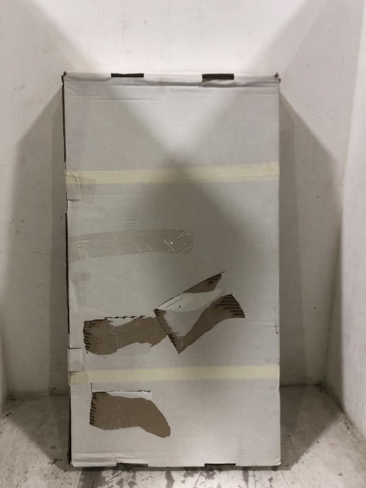 Lot 643  
            Chesterfield SR45 - Parcel Delivery Only 

                
BUZZ 2 ADJUSTABLE RIGID RISER DIVERTER BAR SHOWER (LOCATION: E6)