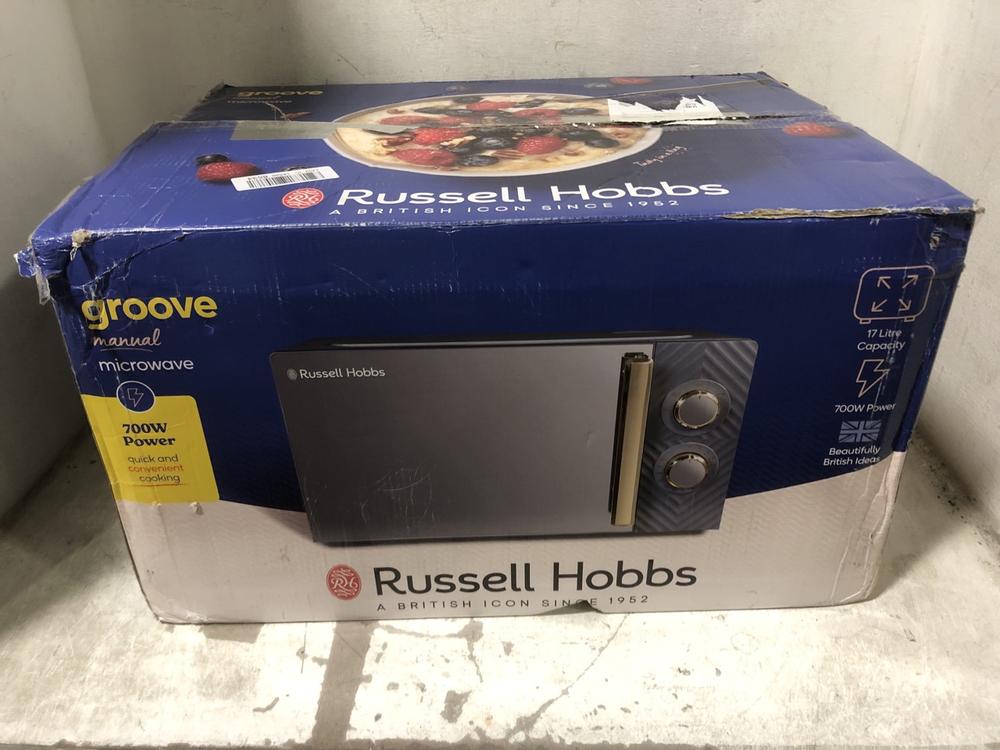 Lot 672  
            Chesterfield SR45 - Parcel Delivery Only 

                
RUSSELL HOBBS GROOVE MANUAL MICROWAVE 700W POWER (LOCATION: E7)