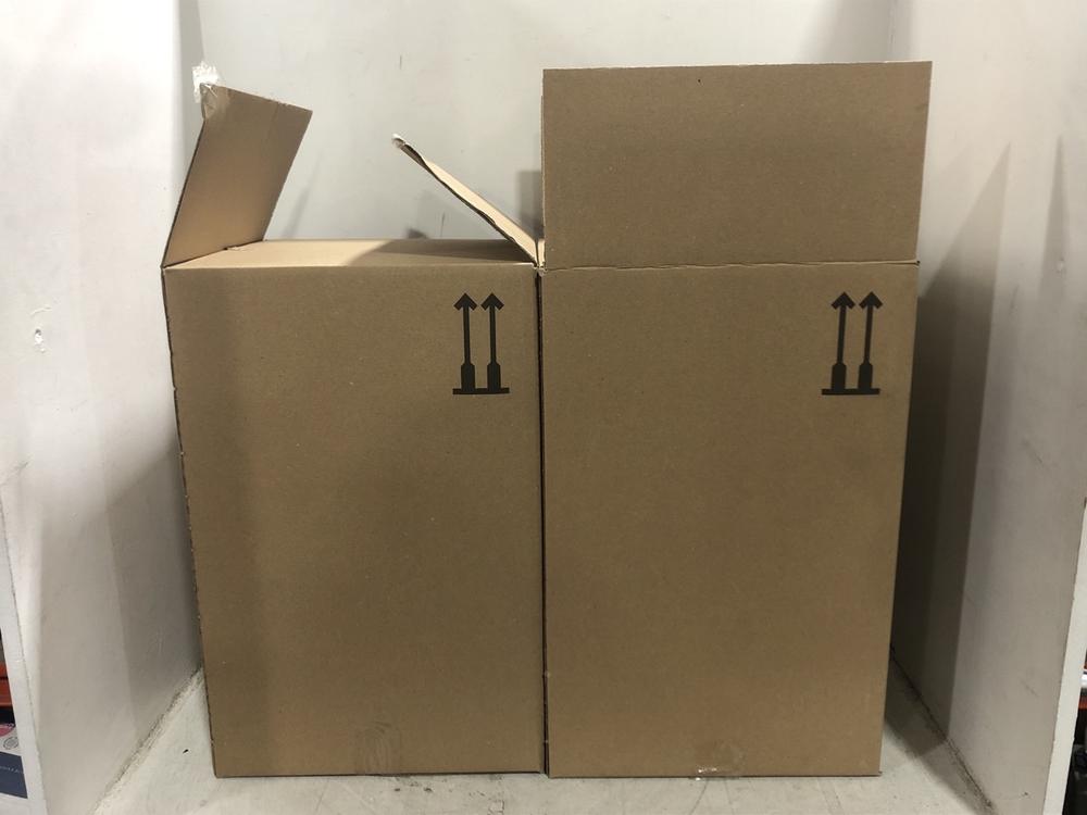 Lot 68  
            Chesterfield SR45 - Parcel Delivery Only 

                
2X AIR FILTER ELEMENT 1 457 429 969 ORIGINAL RRP £114 (LOCATION: F1)