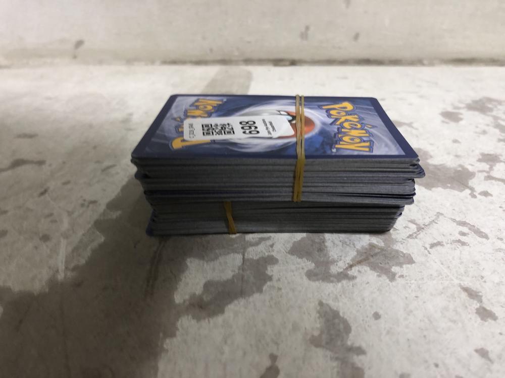 Lot 698  
            Chesterfield SR45 - Parcel Delivery Only 

                
2X POKEMON TCG PACK ASSORTED LOOSE CARDS (LOCATION: E8)