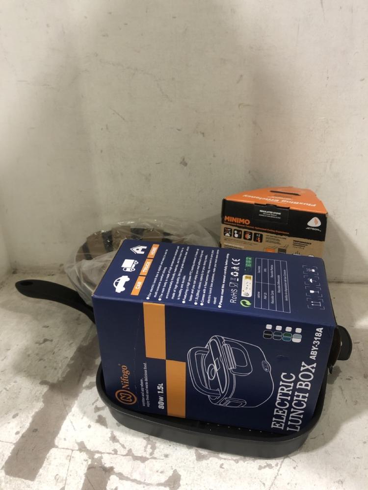 Lot 721  
            Chesterfield SR45 - Parcel Delivery Only 

                
4X ASSORTED KITCHEN APPLIANCES TO INCUDE MINIMO 1L PERSONAL COOK SYTEM (LOCATION:...