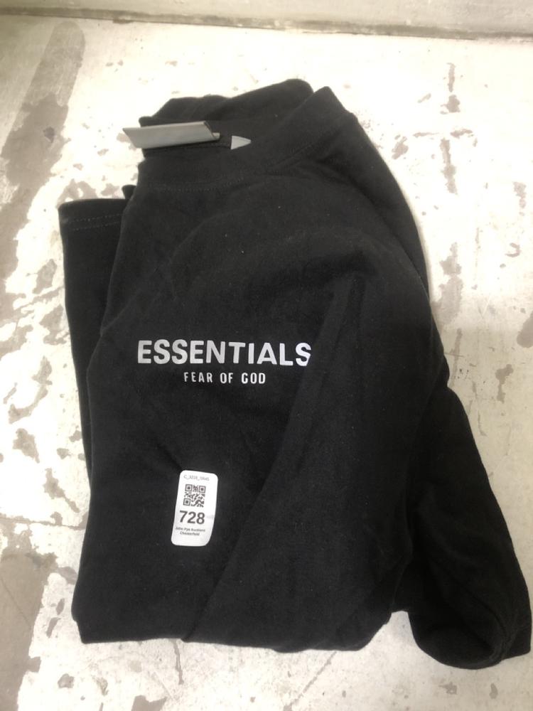 Lot 728  
            Chesterfield SR45 - Parcel Delivery Only 

                
ESSENTAIL FEAR OF GOD BLACK TSHIRT UK SIZE SMALL (LOCATION: E10)