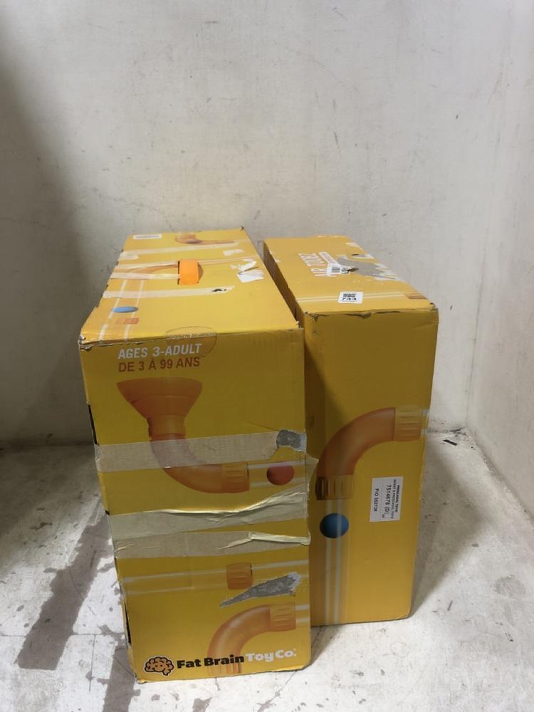 Lot 744  
            Chesterfield SR45 - Parcel Delivery Only 

                
AIR TOOBZ AIR POWERED PLAY EXPANSION PACK TO INCLUDE AIR TOOBZ AIR POWERED PLAY (...