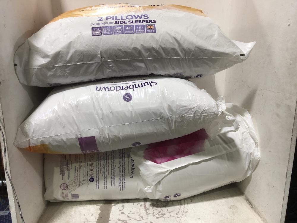 Lot 751  
            Chesterfield SR45 - Parcel Delivery Only 

                
4X ASSORTED BEDDING TO INCLUDE SLUMBERDOWN PERFECT FOR CHILLY NIGHTS SINGLE DUVET...