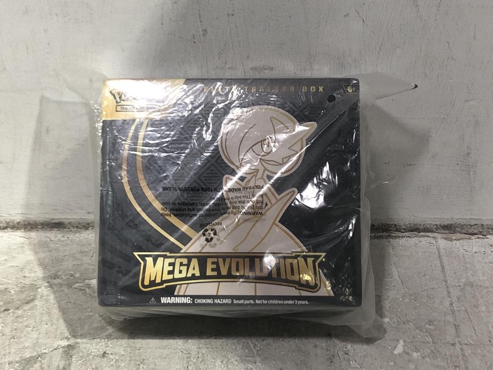 Lot 817  
            Chesterfield SR45 - Parcel Delivery Only 

                
POKEMON MEGA EVOLUTION ELITE TRAINER BOX (LOCATION: D1)