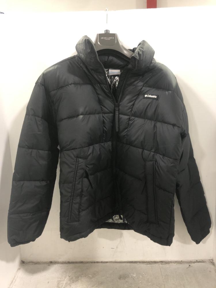 Lot 927  
            Chesterfield SR45 - Parcel Delivery Only 

                
COLUMBIA BLACK PUFFER JACKET UK MEDIUM (LOCATION: D5)
