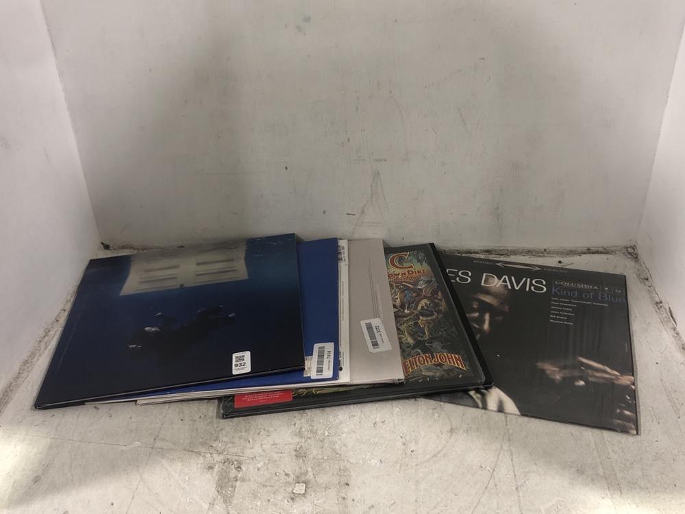 Lot 932  
            Chesterfield SR45 - Parcel Delivery Only 

                
6X ASSORTED VINYL TO INCLUDE MILES DAVIS KIND OF BLUE WITH JULIAN "CANNONBALL " A...