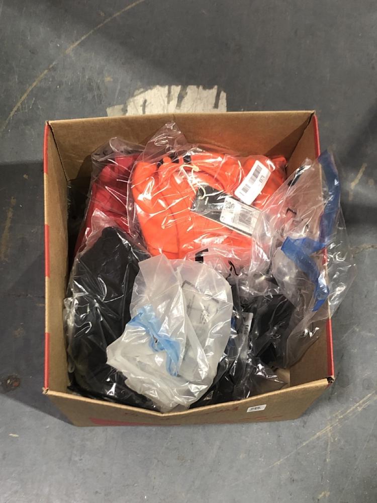 Lot 946  
            Chesterfield SR45 - Parcel Delivery Only 

                
BOX OF ASSORTED KIDS BRANDED CLOTHING TO INCLUDE KIDS ADIDAS CREW SOCKS MULTI COL...