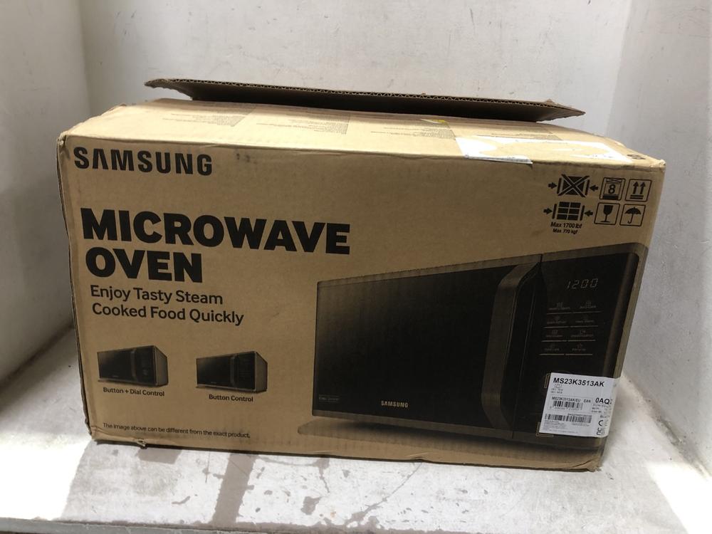 Lot 991  
            Chesterfield SR45 - Parcel Delivery Only 

                
SAMSUNG MICROWAVE OVEN MS23K3513AK (LOCATION: D8)