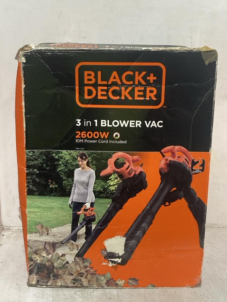 Lot 1049  
            Chesterfield SR44 - Parcel Delivery Only 

                
BLACK + DECKER 3 IN 1 STRIMMER (LOCATION: D8)