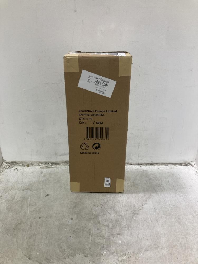 Lot 1111  
            Chesterfield SR44 - Parcel Delivery Only 

                
SHARK HAND VAC 2.0 CORDLESS HANDHELD VACUUM CLEANER (LOCATION: C1)