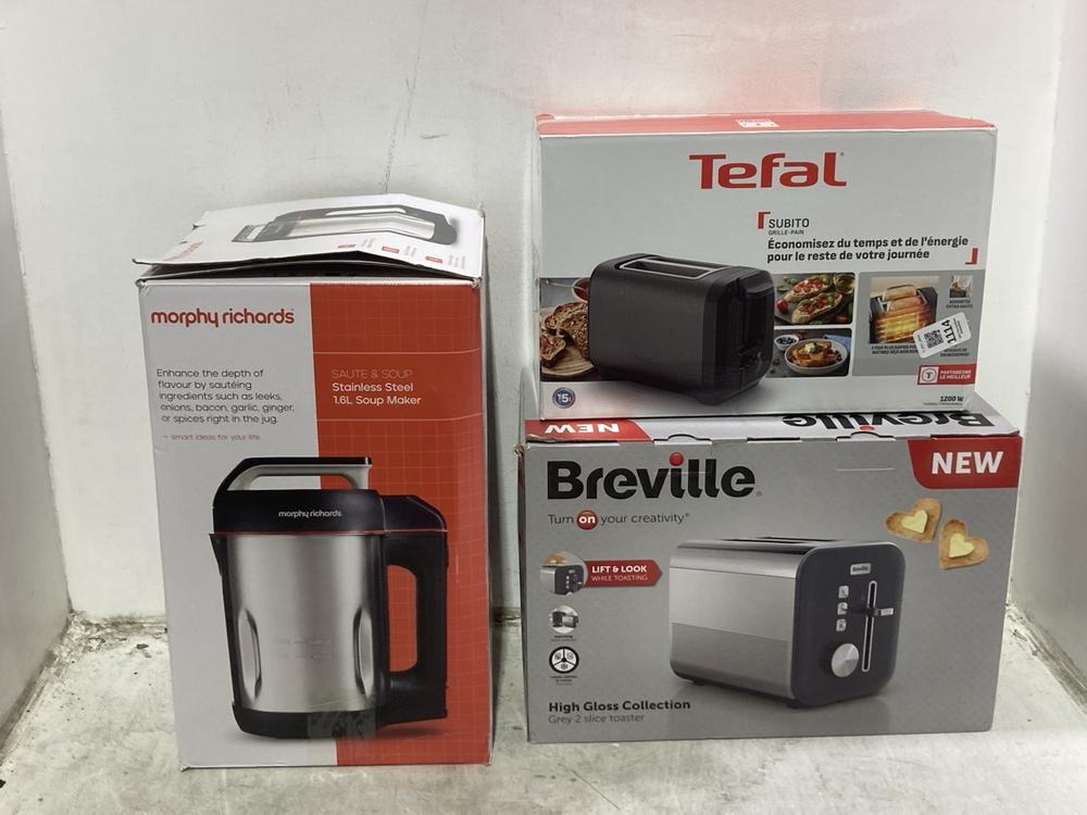 Lot 1114  
            Chesterfield SR44 - Parcel Delivery Only 

                
3 X ASSORTED KITCHENWARE ITEMS TO INCLUDE TEFAL TOASTER DOUBLE SLICE (LOCATION: C1)