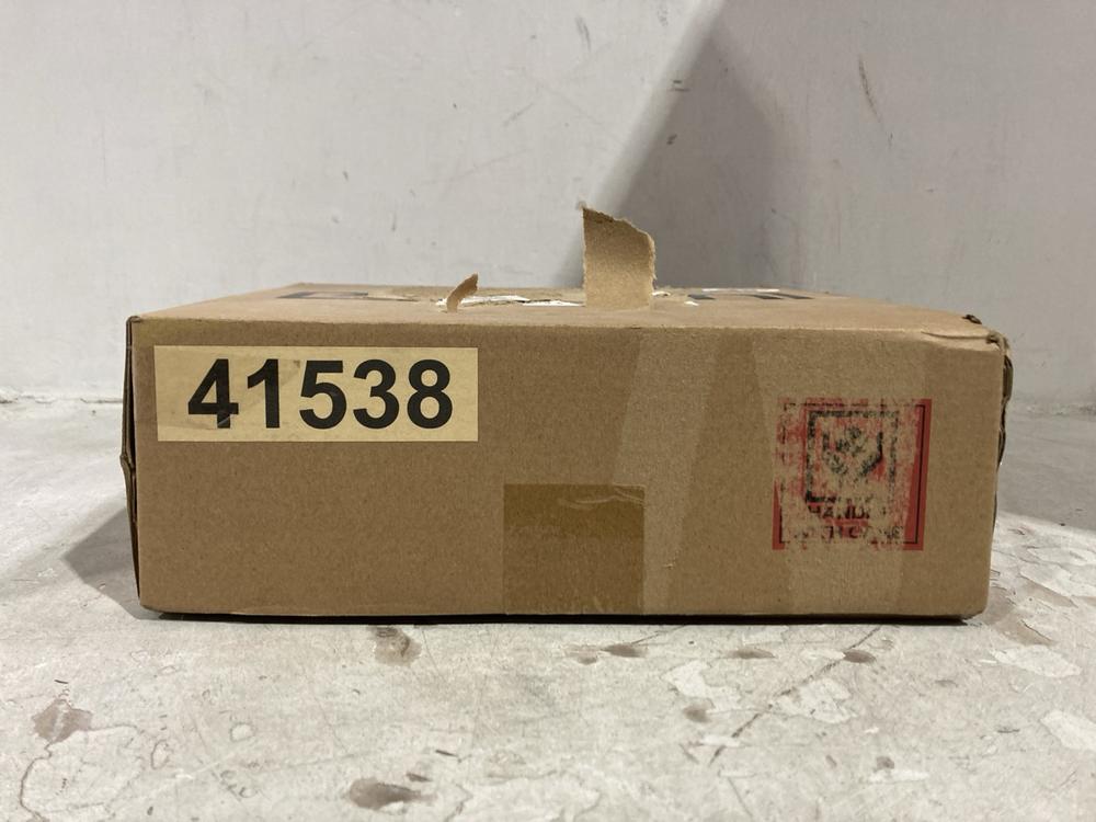 Lot 1132  
            Chesterfield SR44 - Parcel Delivery Only 

                
BELIANI WALL MOUNTED BASIN MIXER TAP ANTOFAGASTA BRASS BLACK - ITEM NO. 41538 - O...