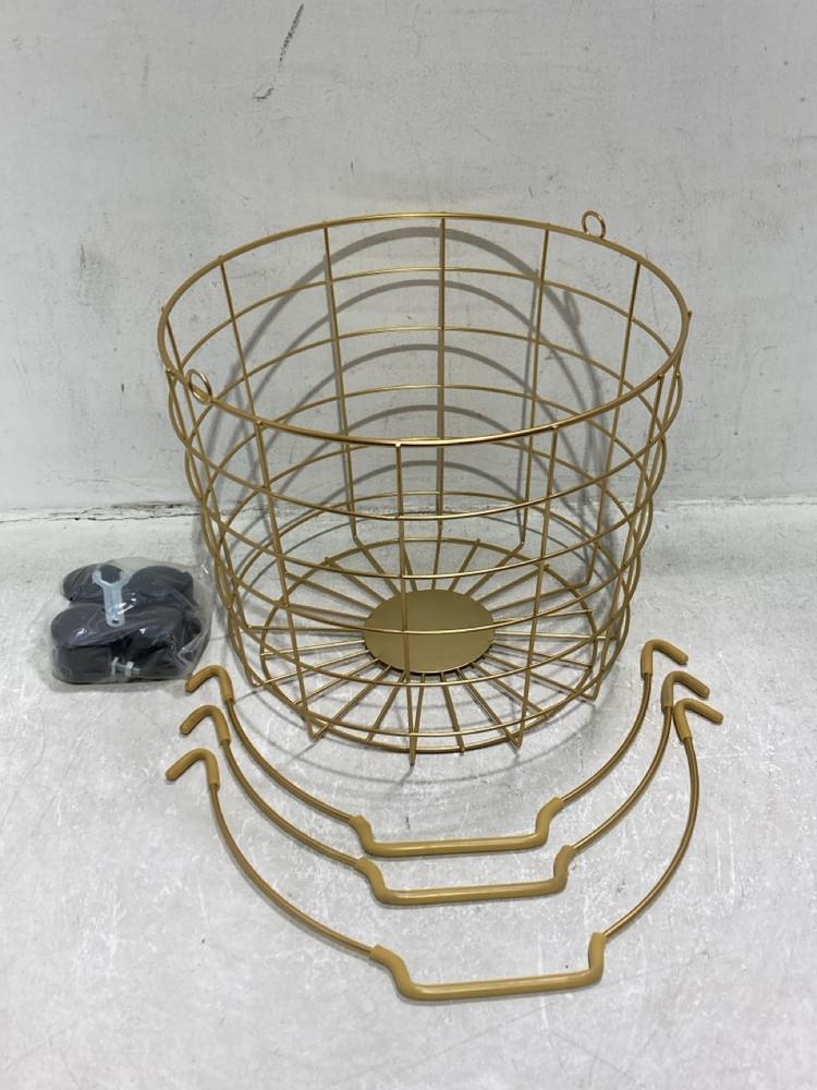 Lot 1144  
            Chesterfield SR44 - Parcel Delivery Only 

                
BELIANI BASKET STAND AYAPAL WITH WHEELS METAL GOLD - ITEM NO. 21875 - ORIGINAL RR...