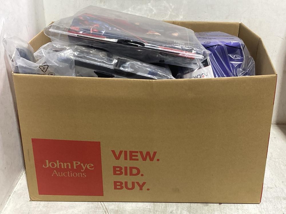 Lot 1220  
            Chesterfield SR44 - Parcel Delivery Only 

                
BOX OF ASSORTED KIDS COSTUMES TO INCLUDE STAR WARS 501ST CLONE TROOPER SIZE 8-10Y...