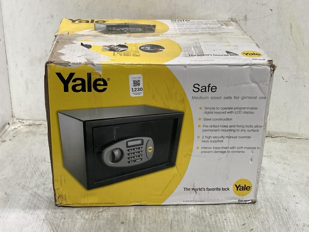 Lot 1230  
            Chesterfield SR44 - Parcel Delivery Only 

                
YALE SAFE MEDIUM SIZED SAFE FOR GENERAL USE (LOCATION: D8)