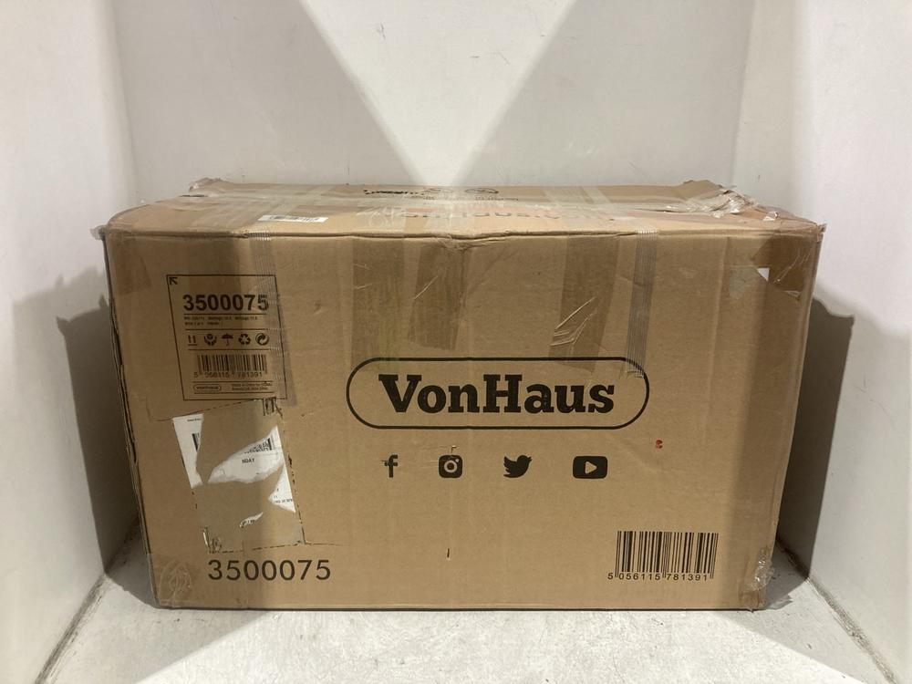 Lot 1236  
            Chesterfield SR44 - Parcel Delivery Only 

                
NINJA DOUBLE STACK XL AIR FRYER, VERTICAL DUAL DRAWER AIR FRYER (LOCATION: C7)