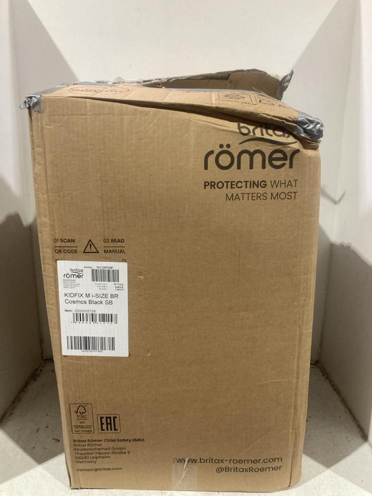 Lot 1252  
            Chesterfield SR44 - Parcel Delivery Only 

                
BRITAX ROMER KIDFIX M I-SIZE CAR SEAT IN COSMOS BLACK (LOCATION: C7)