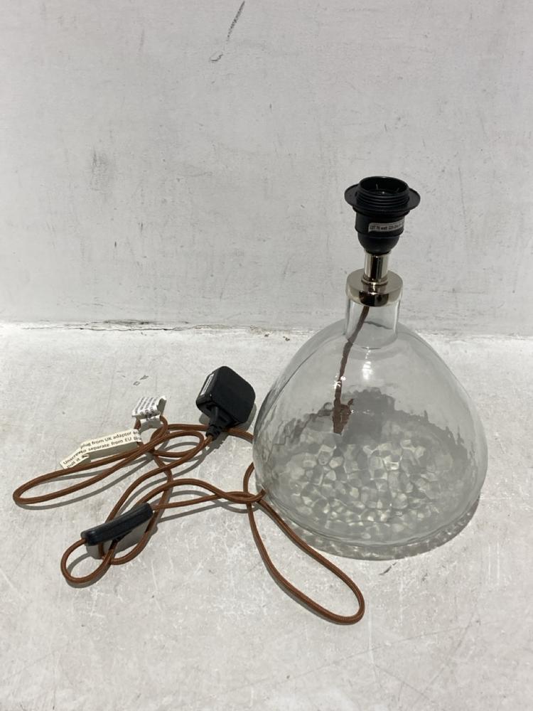 Lot 126  
            Chesterfield SR44 - Parcel Delivery Only 

                
NKUKU BABA RECYCLED GLASS LAMP - CLEAR - SMALL WIDE - ITEM NO. BL5601 - ORIGINAL ...