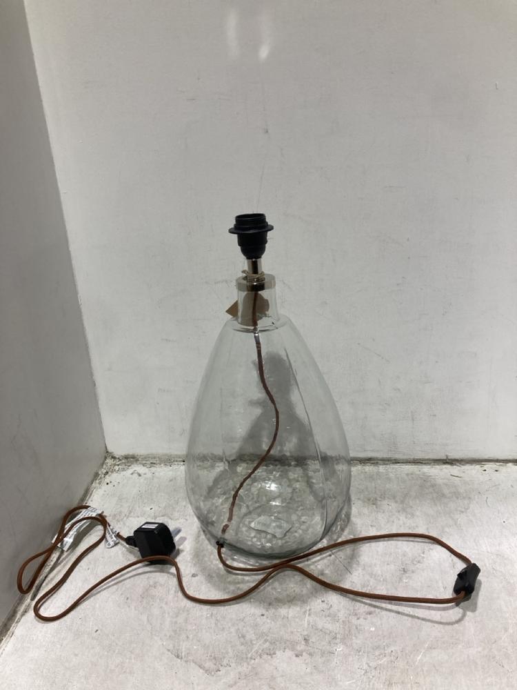Lot 1276  
            Chesterfield SR44 - Parcel Delivery Only 

                
NKUKU BABA RECYCLED GLASS LAMP - CLEAR - LARGE TALL - ITEM NO. BL5301 - ORIGINAL ...