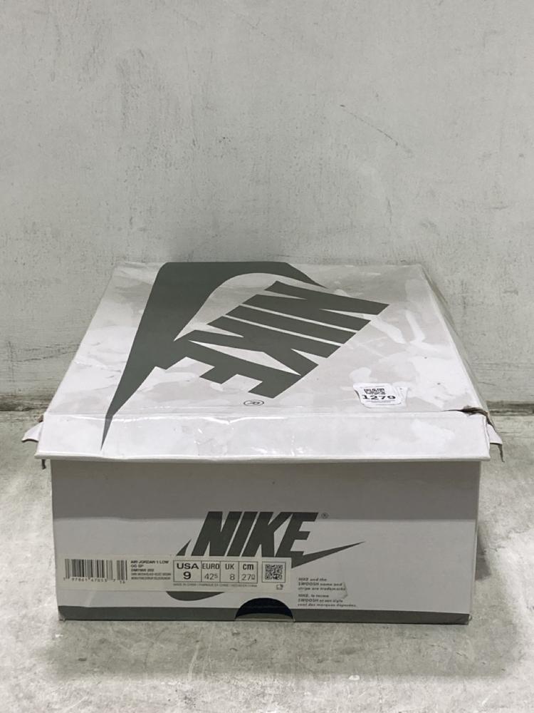 Lot 1279  
            Chesterfield SR44 - Parcel Delivery Only 

                
NIKE AIR JORDAN 1 LOW OG SP X TRAVIS SCOTT VELVET BROWN TRAINERS SIZE 8 UK - ORIG...