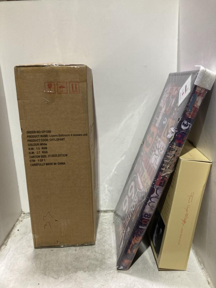 Lot 1292  
            Chesterfield SR44 - Parcel Delivery Only 

                
3 X ASSORTED ITEMS TO INCLUDE ROUTE 66 CUSHION (LOCATION: C8)