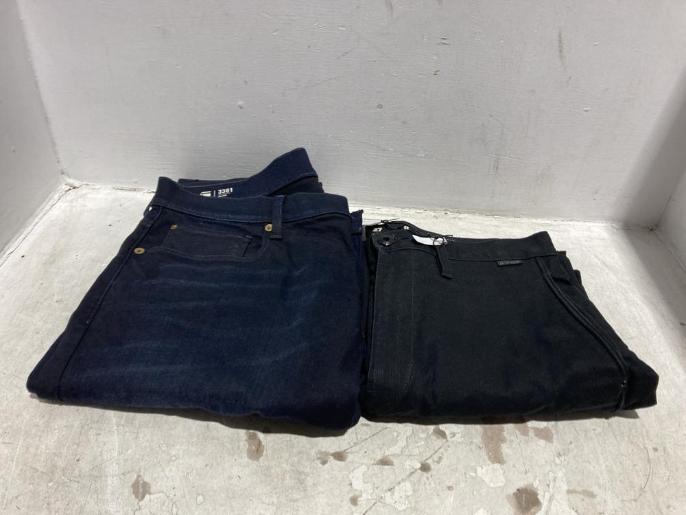 Lot 1306  
            Chesterfield SR44 - Parcel Delivery Only 

                
2 X ASSORTED CLOTHING TO INCLUDE G STAR RAW JEANS SIZE 27 (LOCATION: B1)