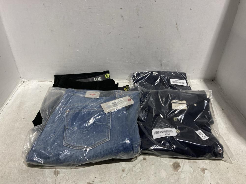 Lot 1313  
            Chesterfield SR44 - Parcel Delivery Only 

                
4 X ASSORTED ITEMS TO INCLUDE LEE COOPER JEANS W29 L34 (LOCATION: B1)