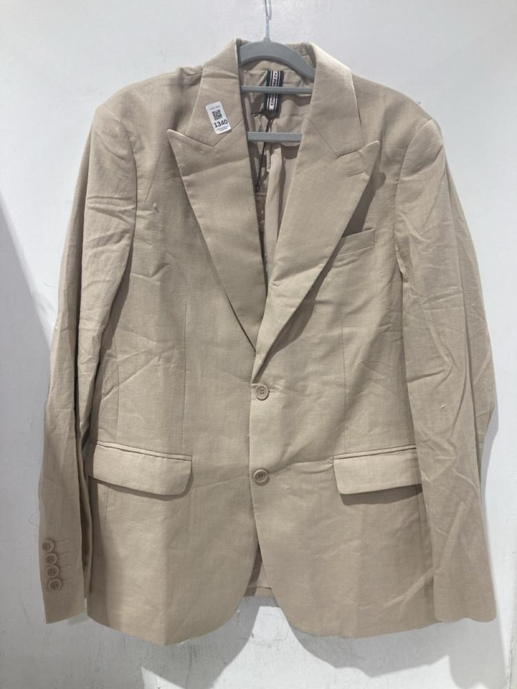 Lot 1340  
            Chesterfield SR44 - Parcel Delivery Only 

                
PAUL JONES BEIGE SHIRT SIZE MEDIUM (LOCATION: B2)