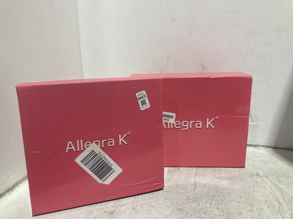 Lot 1345  
            Chesterfield SR44 - Parcel Delivery Only 

                
2 X ASSORTED FOOTWEAR TO INCLUDE ALLEGRA K SHOES UK 7 (LOCATION: B2)