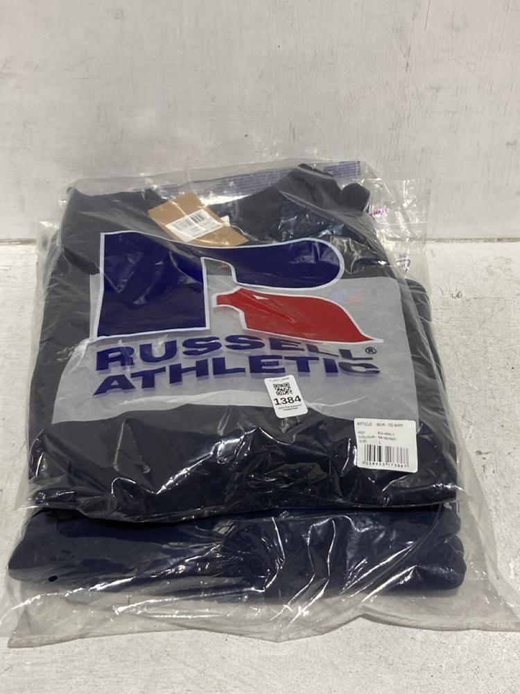 Lot 1384  
            Chesterfield SR44 - Parcel Delivery Only 

                
3 X ASSORTED CLOTHING ITEMS TO INCLUDE RUSSELL ATHLETIC T SHIRT SIZE LARGE (LOCAT...