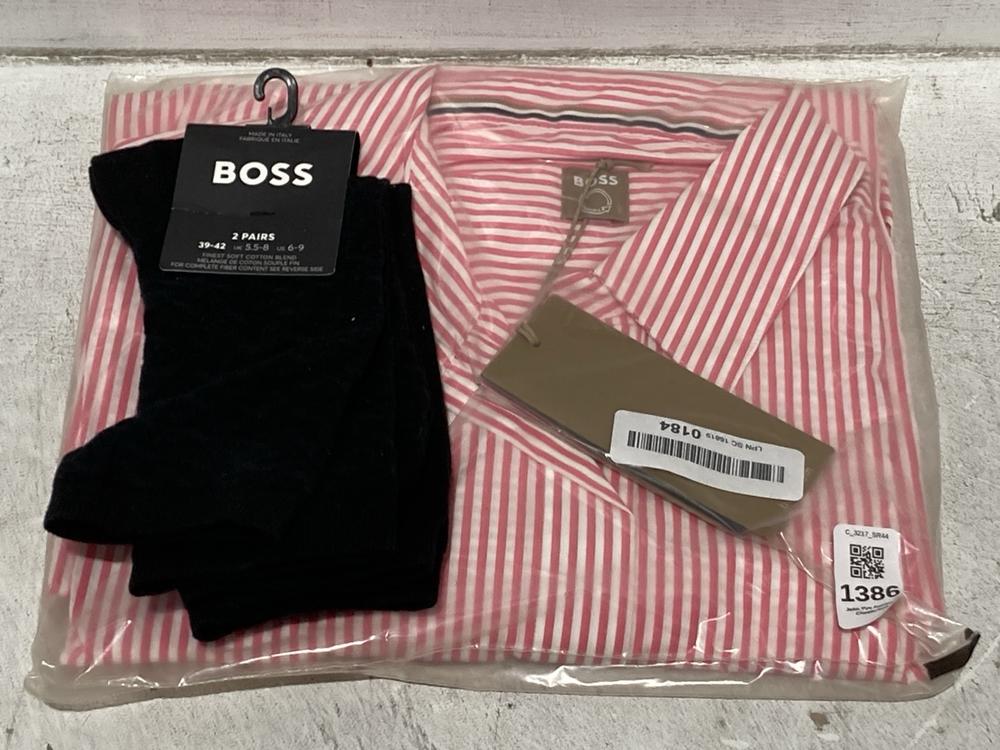 Lot 1386  
            Chesterfield SR44 - Parcel Delivery Only 

                
2 X ASSORTED CLOTHING ITEMS TO INCLUDE BOSS 2 PAIR OF SOCKS - UK SIZE 6-9 (LOCATI...