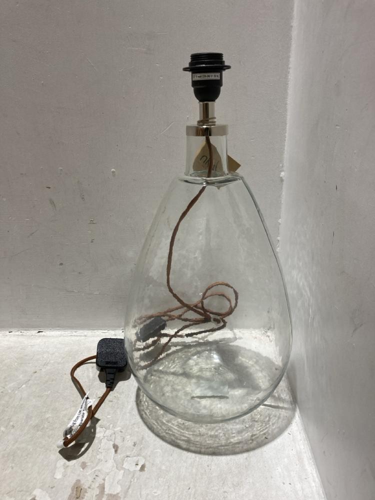 Lot 13  
            Chesterfield SR44 - Parcel Delivery Only 

                
NKUKU BABA RECYCLED GLASS LAMP - CLEAR - LARGE TALL - ITEM NO. BL5301 - ORIGINAL ...